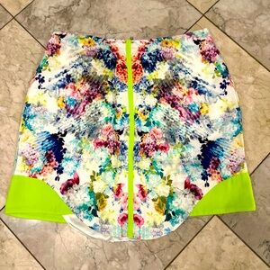 Finders Keepers Fun neon floral mini skirt size M
